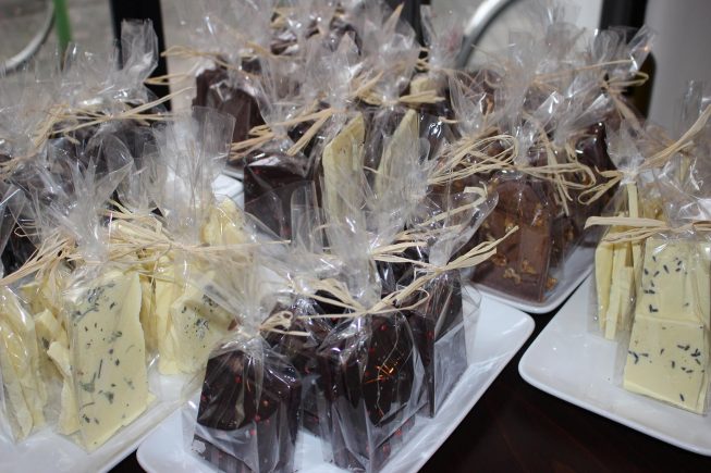 NEU: Handgeschöpfter Villa Maria | Schokobruch à la Kreta