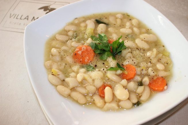 Villa Maria | Home & Office Selection:  Heute: Fasolada (Kretischer Bohneneintopf) (H, L | v, vgn).