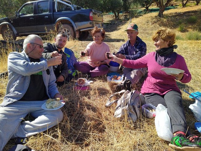 Liebes Villa Maria – Ernteteam, liebe Fanny und Lilly, lieber Andreas, Menti und Petros,