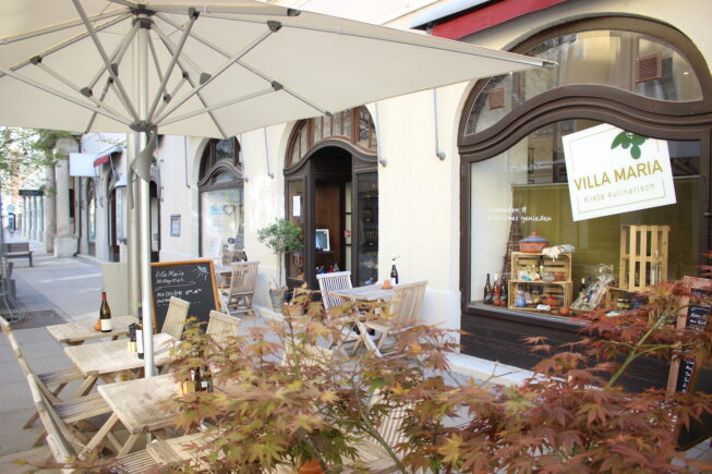 Wein- und Slow Food-Genuss: Villa Maria | Genussladen, Mezedes & Wein-Bar Wiener Neustadt…